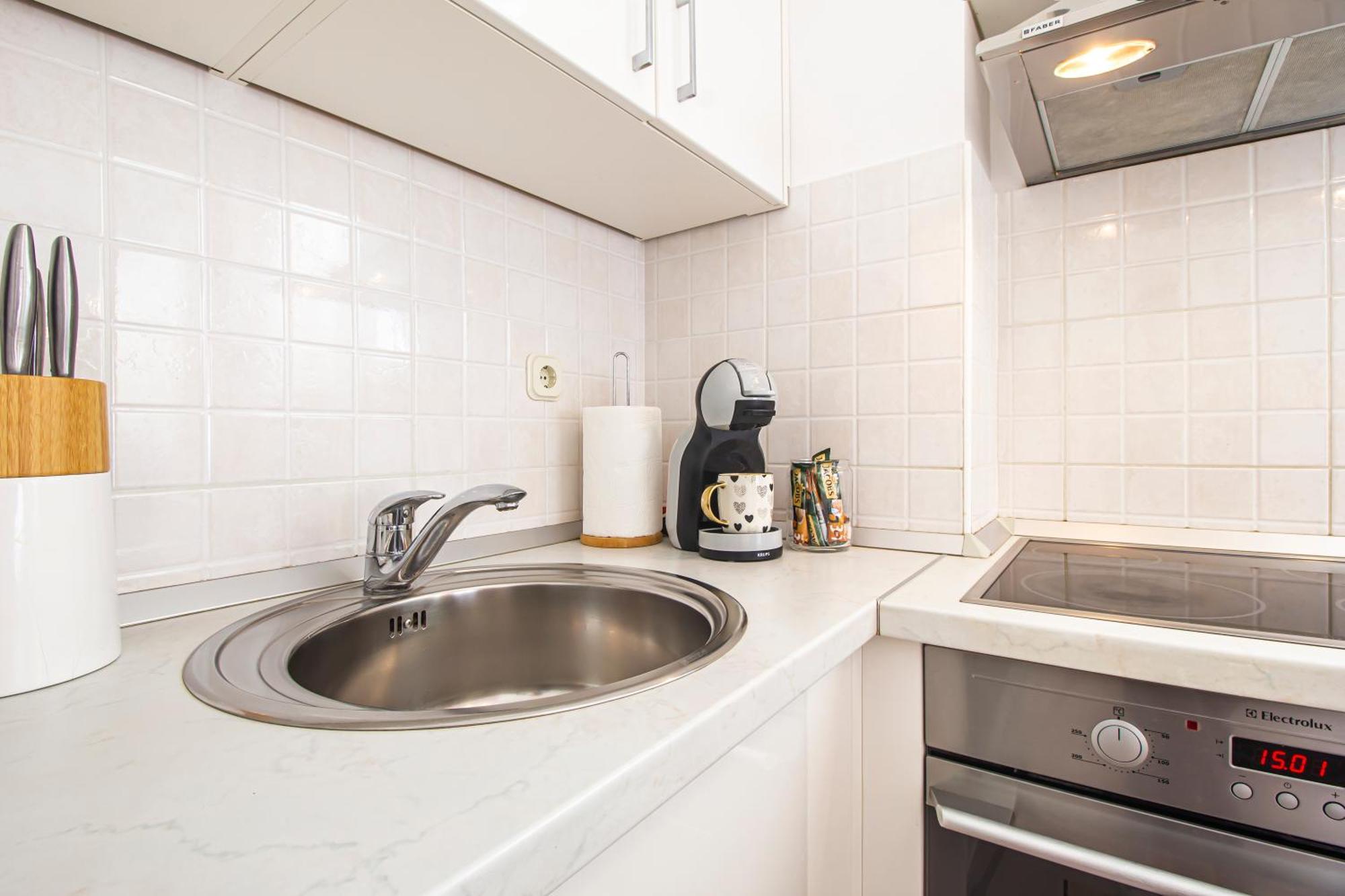 Apartment Anita With Amazing Sea View Makarska Exterior foto